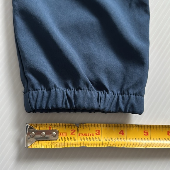 The North Face Flashdry Blue Joggers. Boys size Large - 12 - Picture 13 of 15